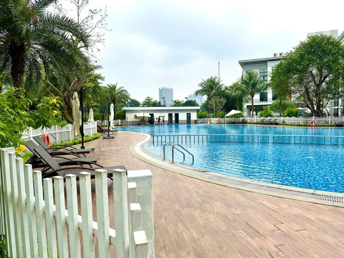 Beautiful In Vinhomes Bay, Quick To Airport Apartment