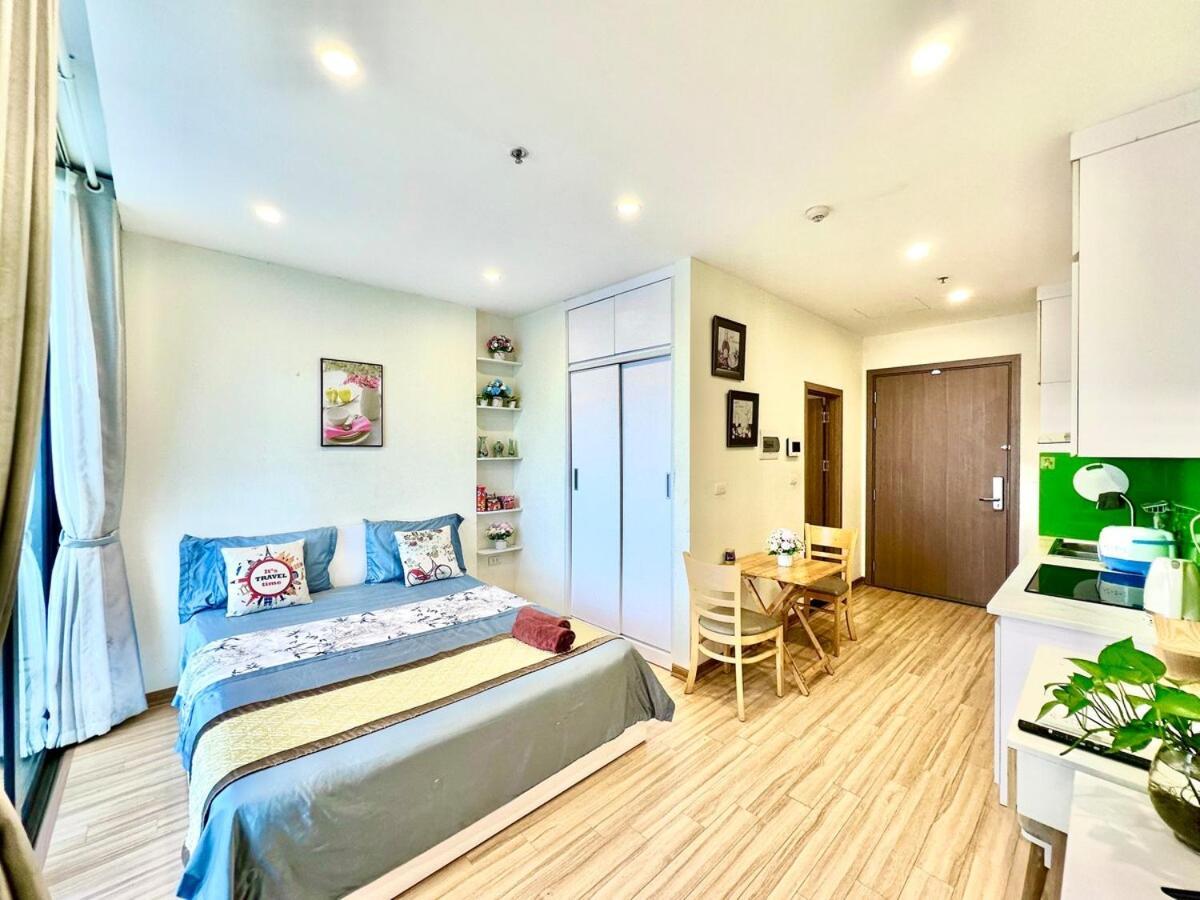 Beautiful In Vinhomes Bay, Quick To Airport Apartment *
